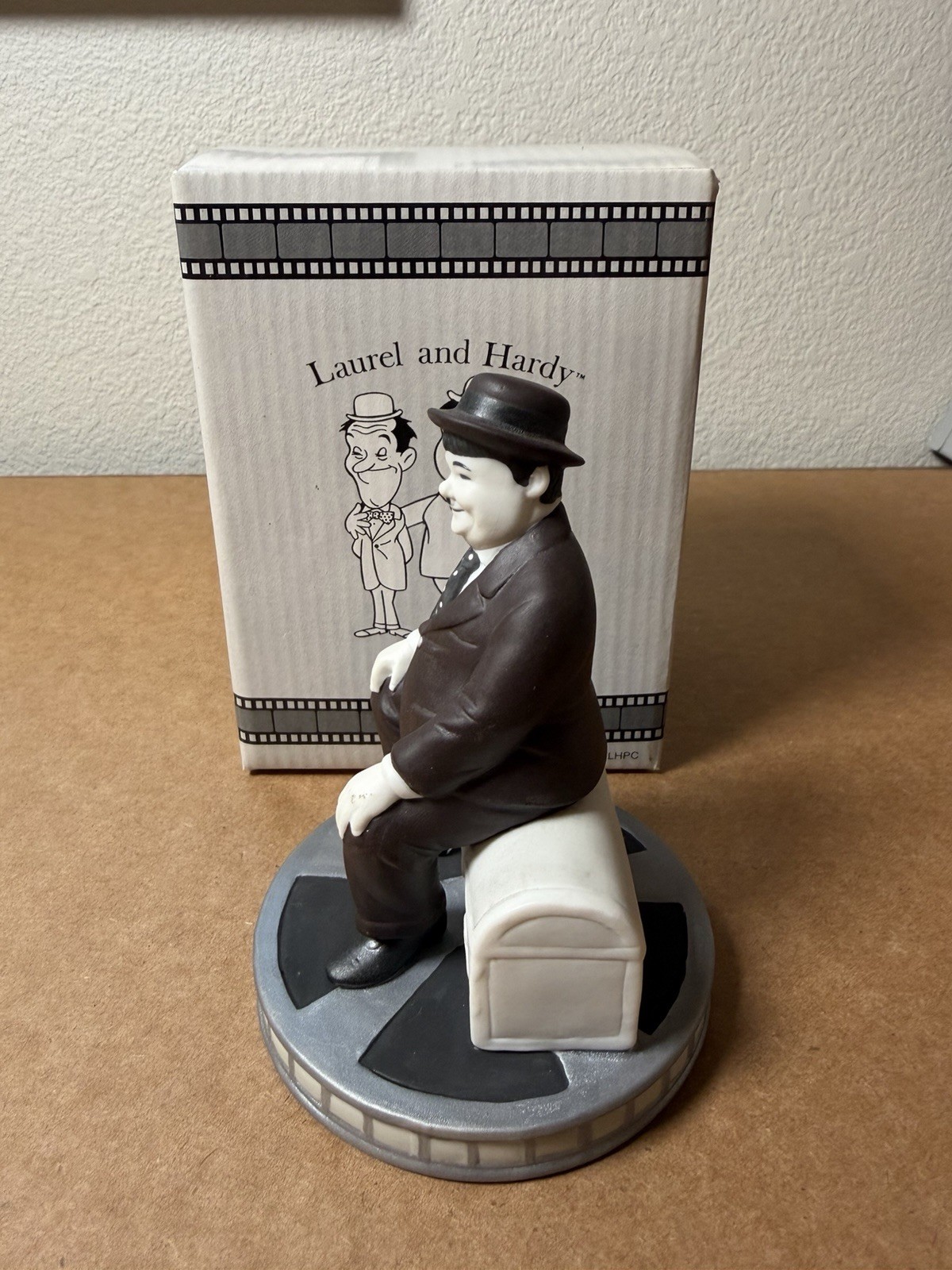 Laurel & Hardy Westland Giftware Figurine Set w/ Boxes #6531 #6532