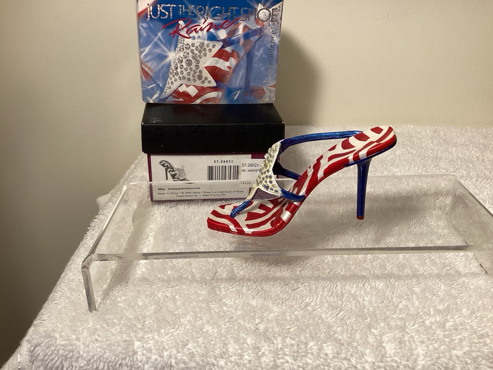 Just The Right Shoe Called “Ms. Independence” 4th Of July