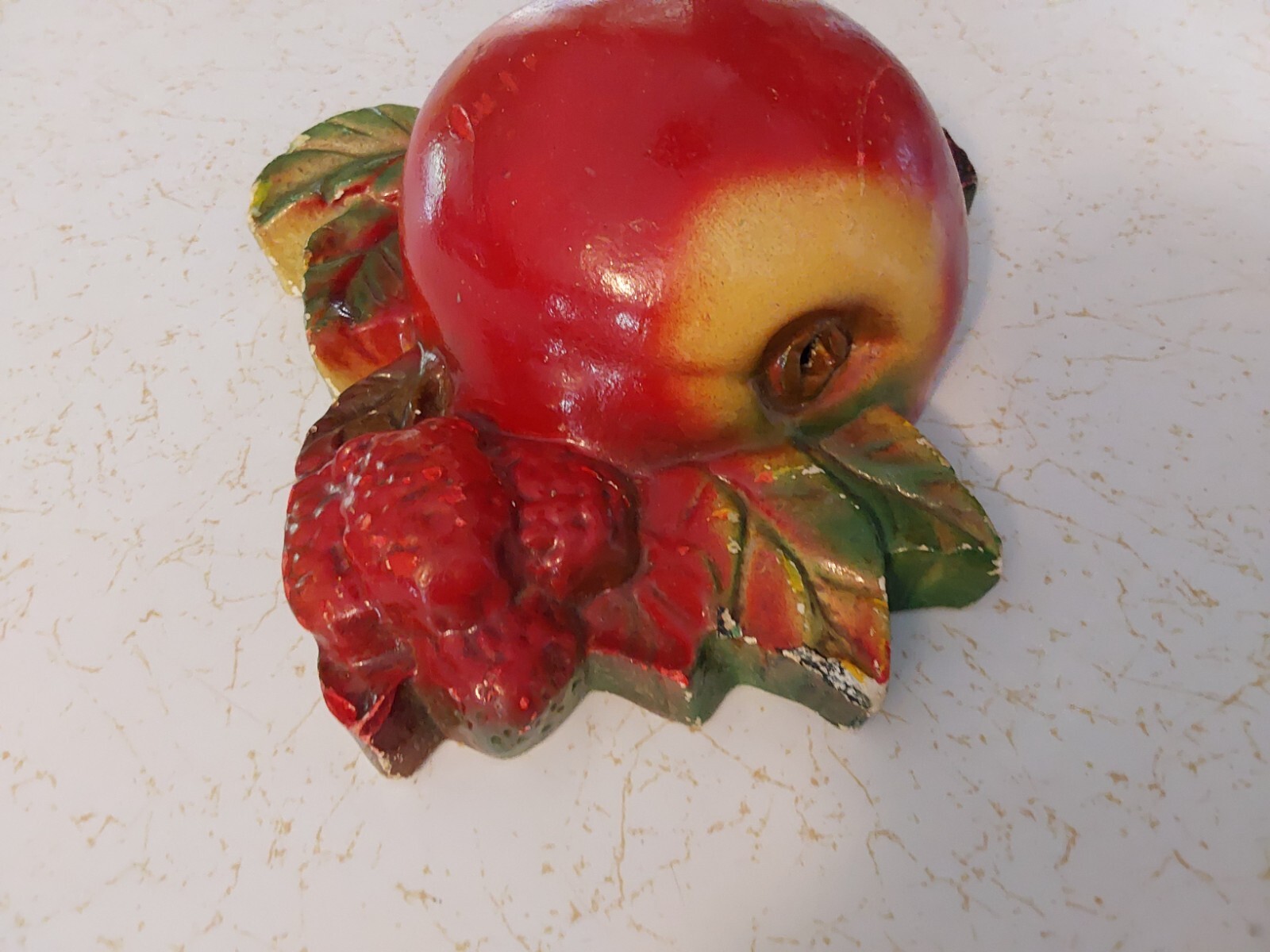 FRUIT Apple with Berries & Leaves Vintage STRING HOLDER