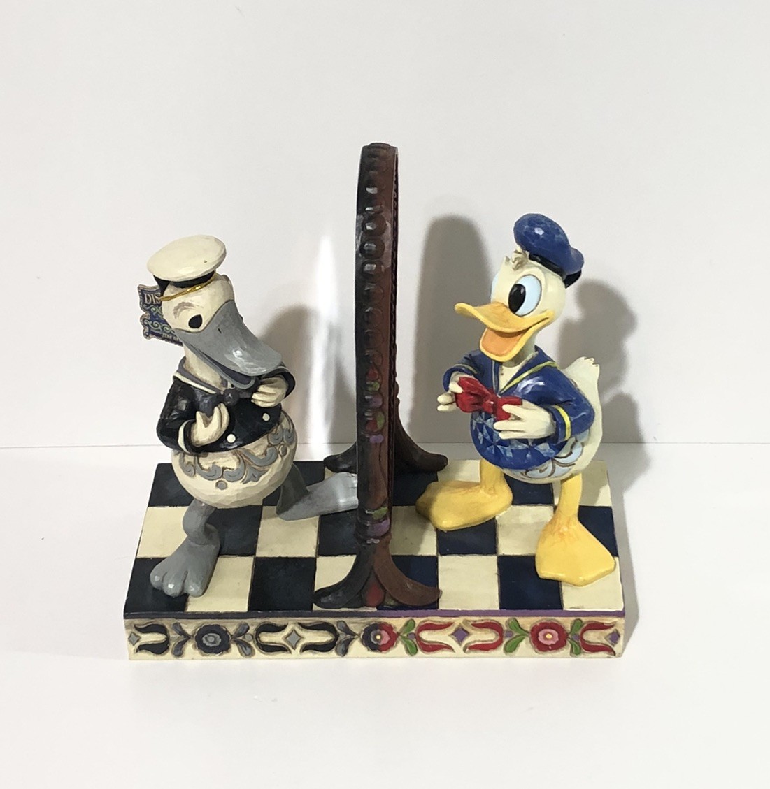 Jim Shore Donald Duck Handsome As Ever Disney Showcase Collection