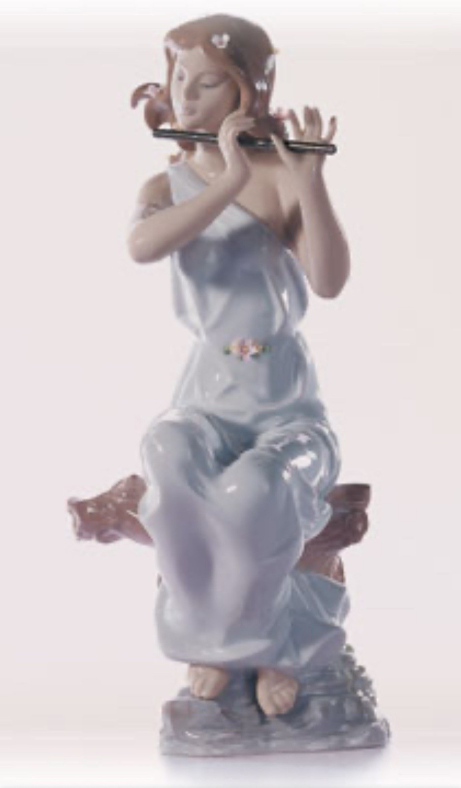Lladró 6578 Graceful Tune Porcelain Figurine No Box