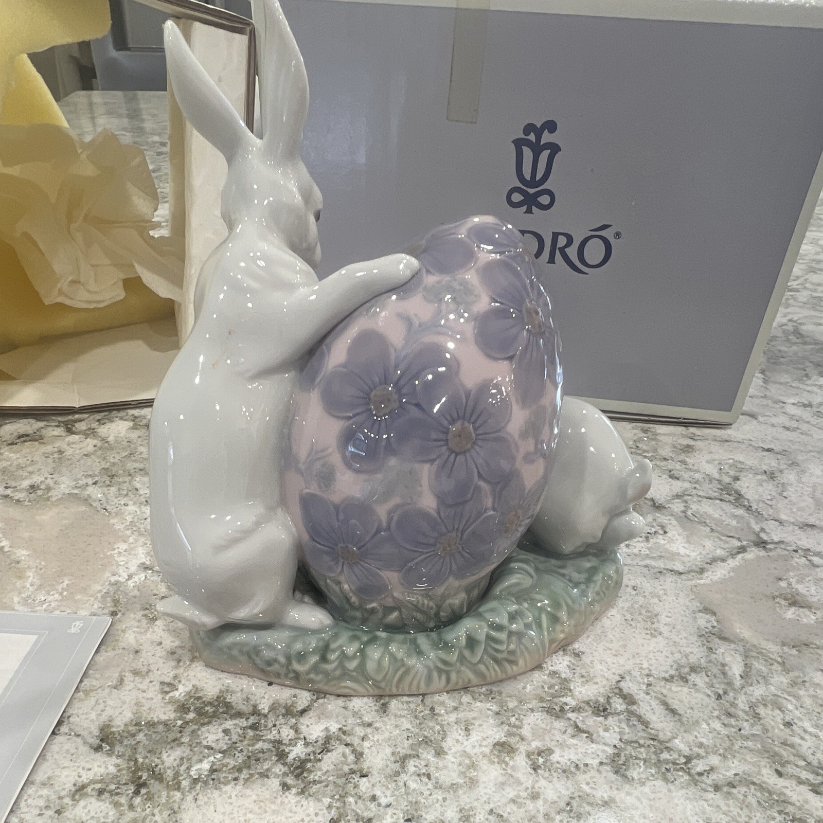 Lladró Easter Bunny Porcelain Figurine Rabbits & Floral Egg Boxed #05902