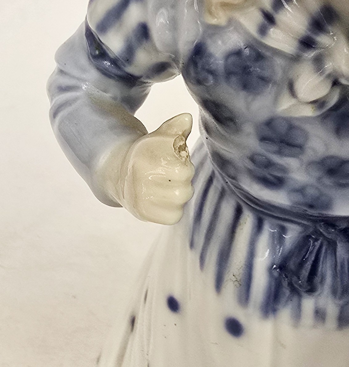 8″ Vintage Blue White Porcelain Dutch Boy Girl Figurine Delft Style, Europe