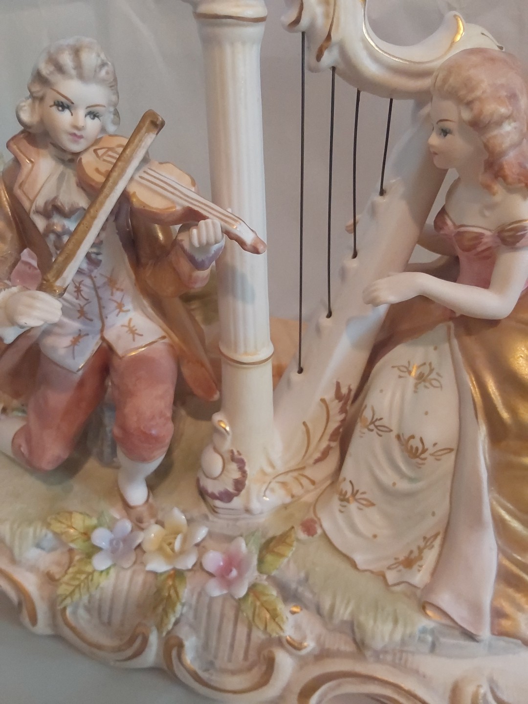 Lenwile Ardalt Porcelain Figurine Lighted Lamp 11 X 15 X 8.5 Music Box No Chips