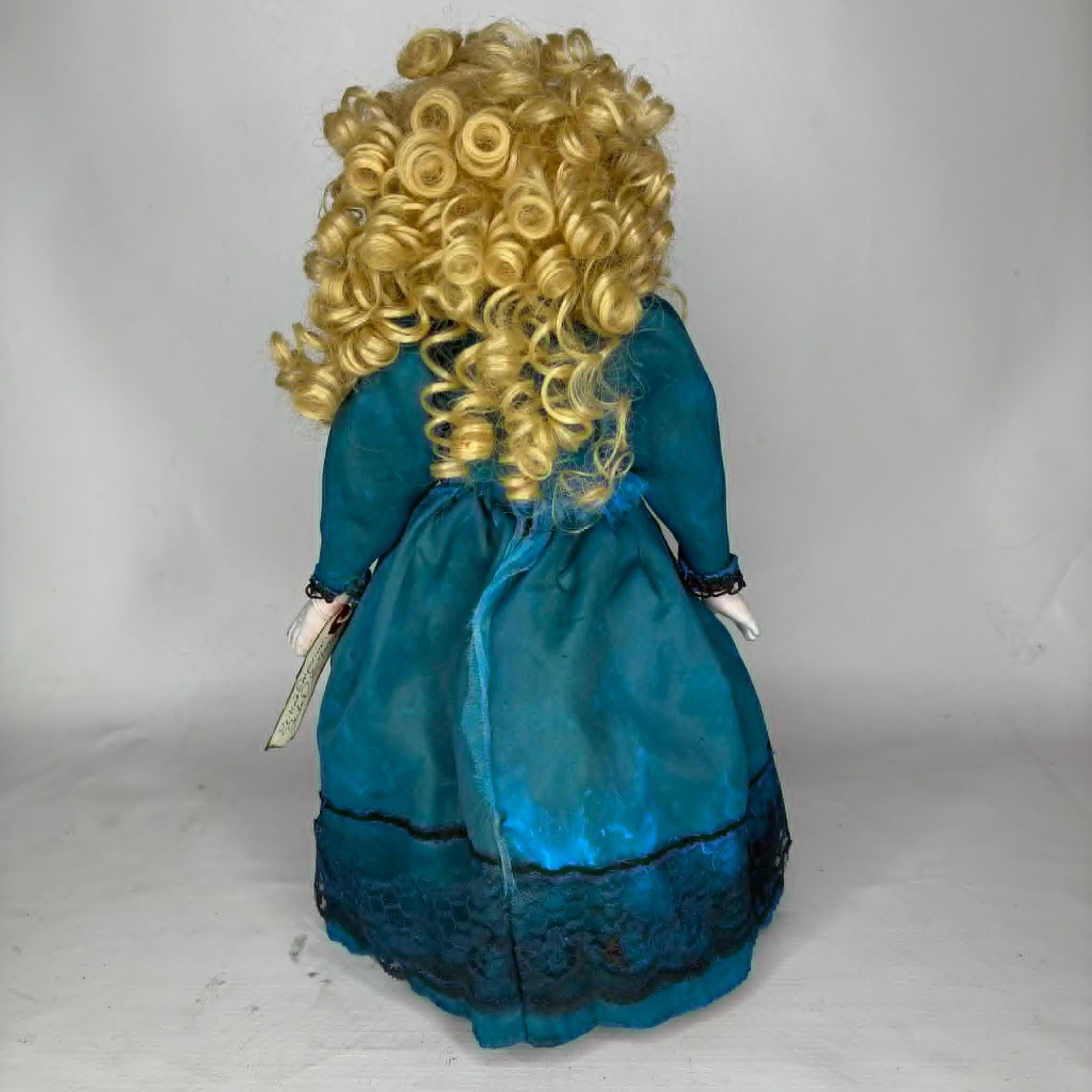 Claudia Interview with the Vampire 15.5″ Horror Movie Doll #81 Erika’s Emporium