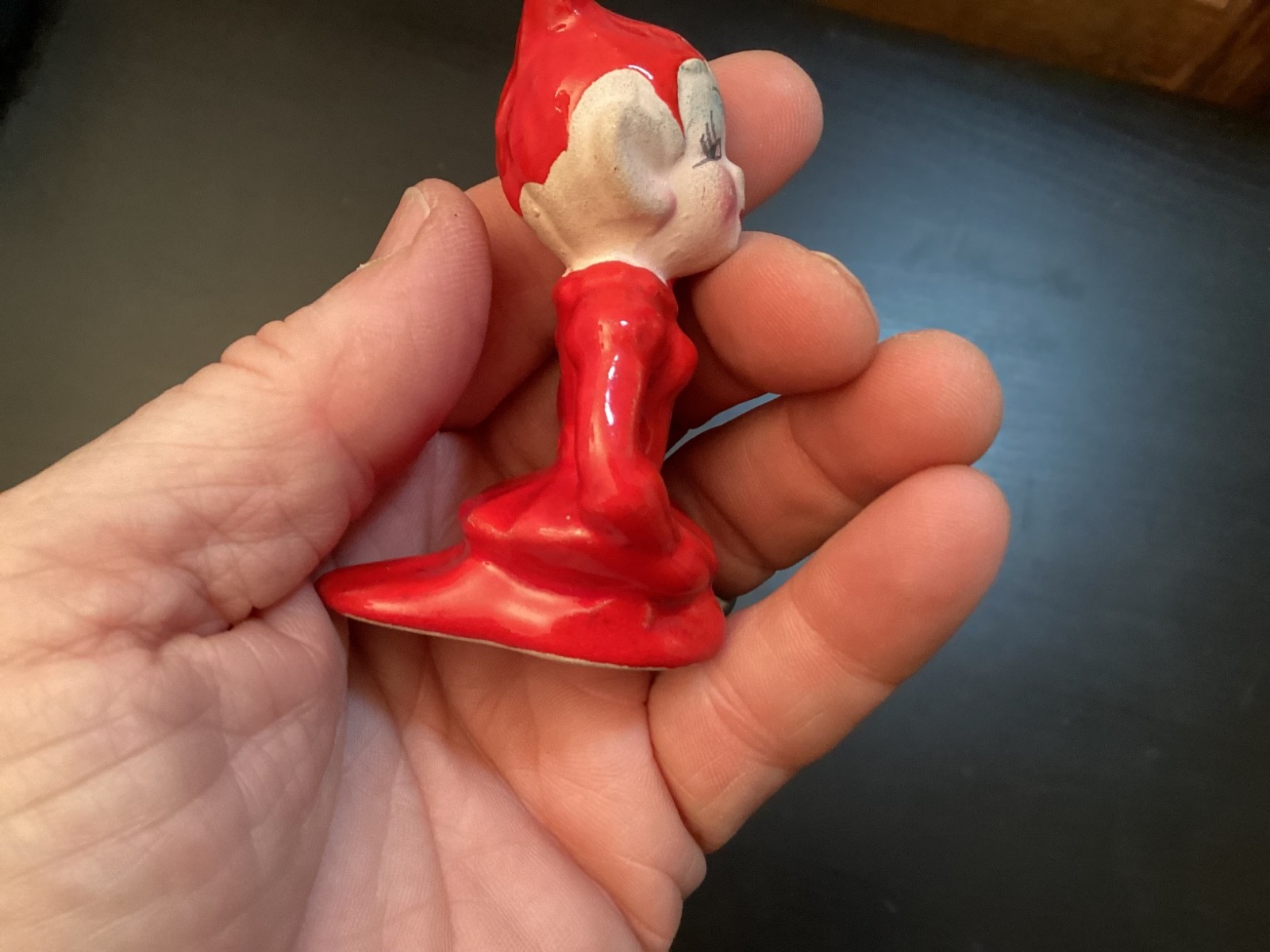 VINTAGE MCM 1950s Red ELF PIXIE Sitting Ceramic Figurine
