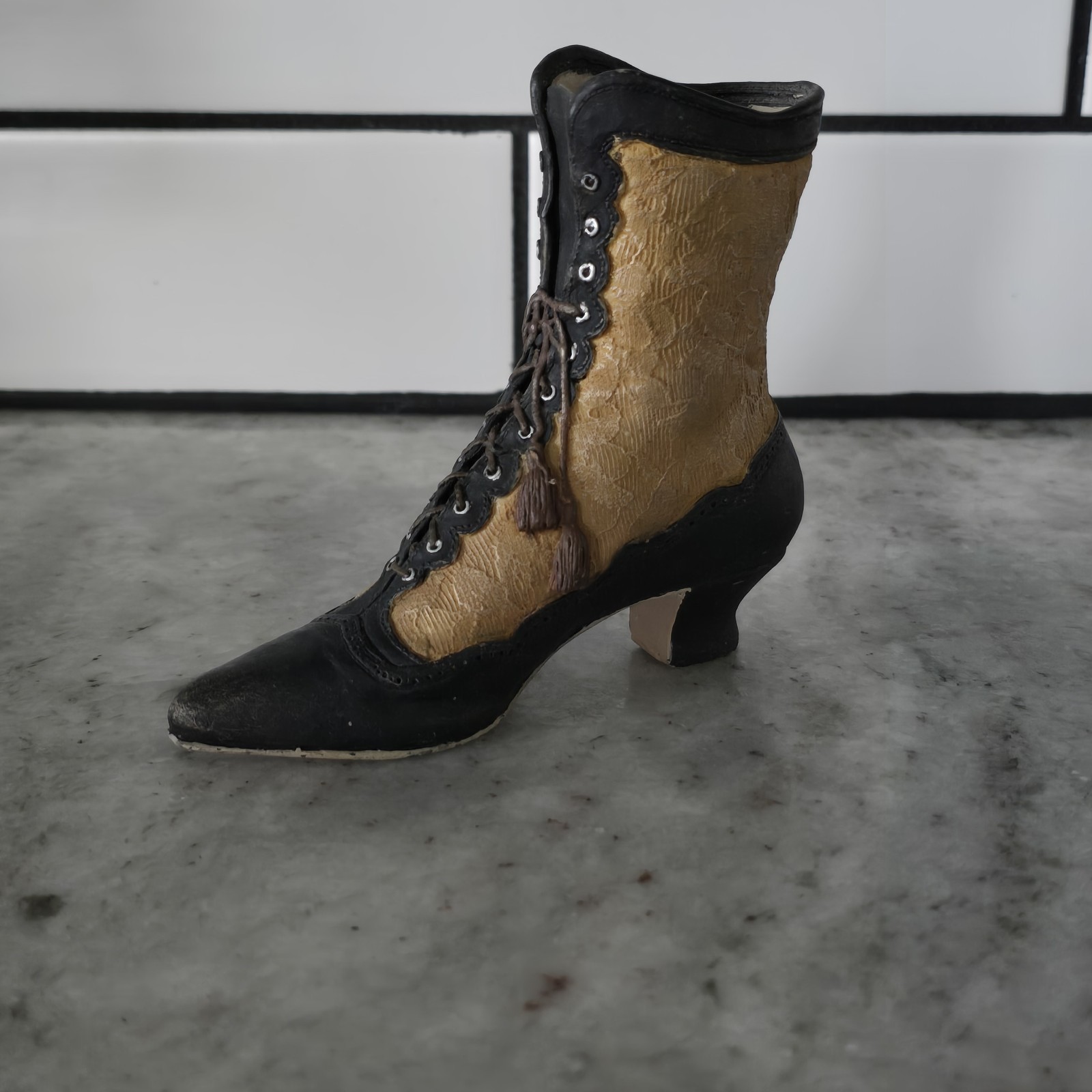 Vintage Ceramic Victorian Boot Figure 4″ Witchy Lace Steampunk Edwardian Boudoir