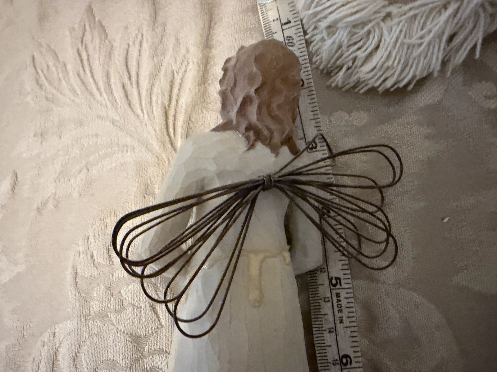Willow Tree “Welcoming Angel” figurine designed by artist Susan Lordi 2002