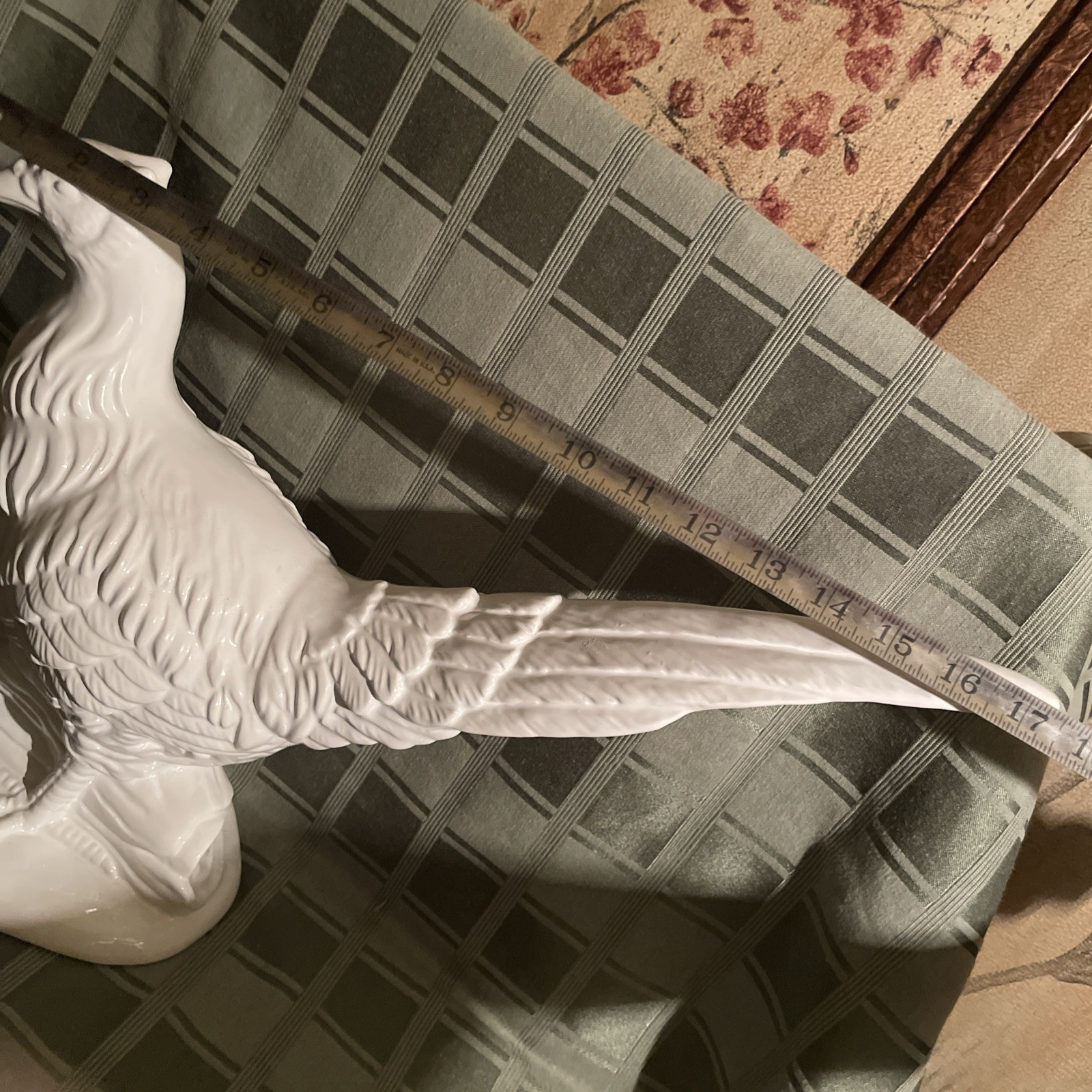 Williams-Sonoma White Pheasant Figurine Bird Decor w/ Log 🪵 Base