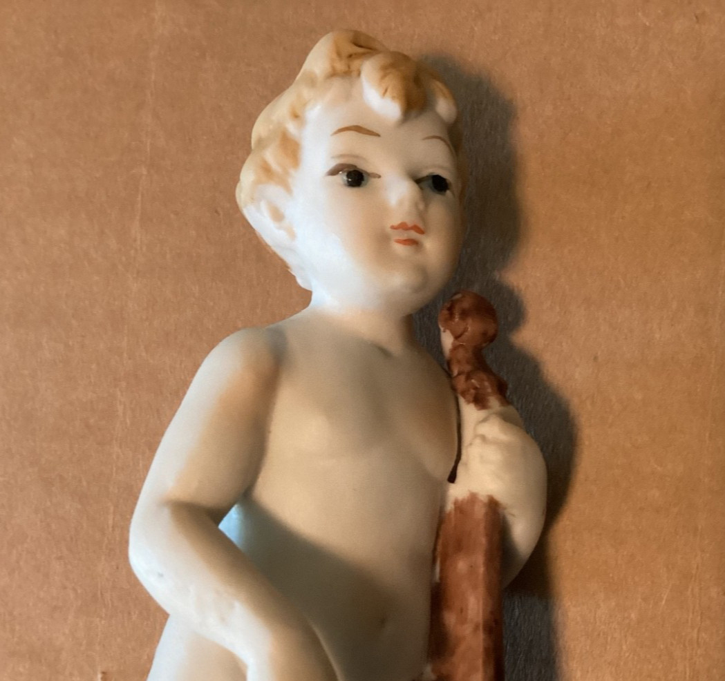 VINTAGE CHERUB FIGURINE PORCELAIN WITH MUSICAL INSTRUMENT 6.25”