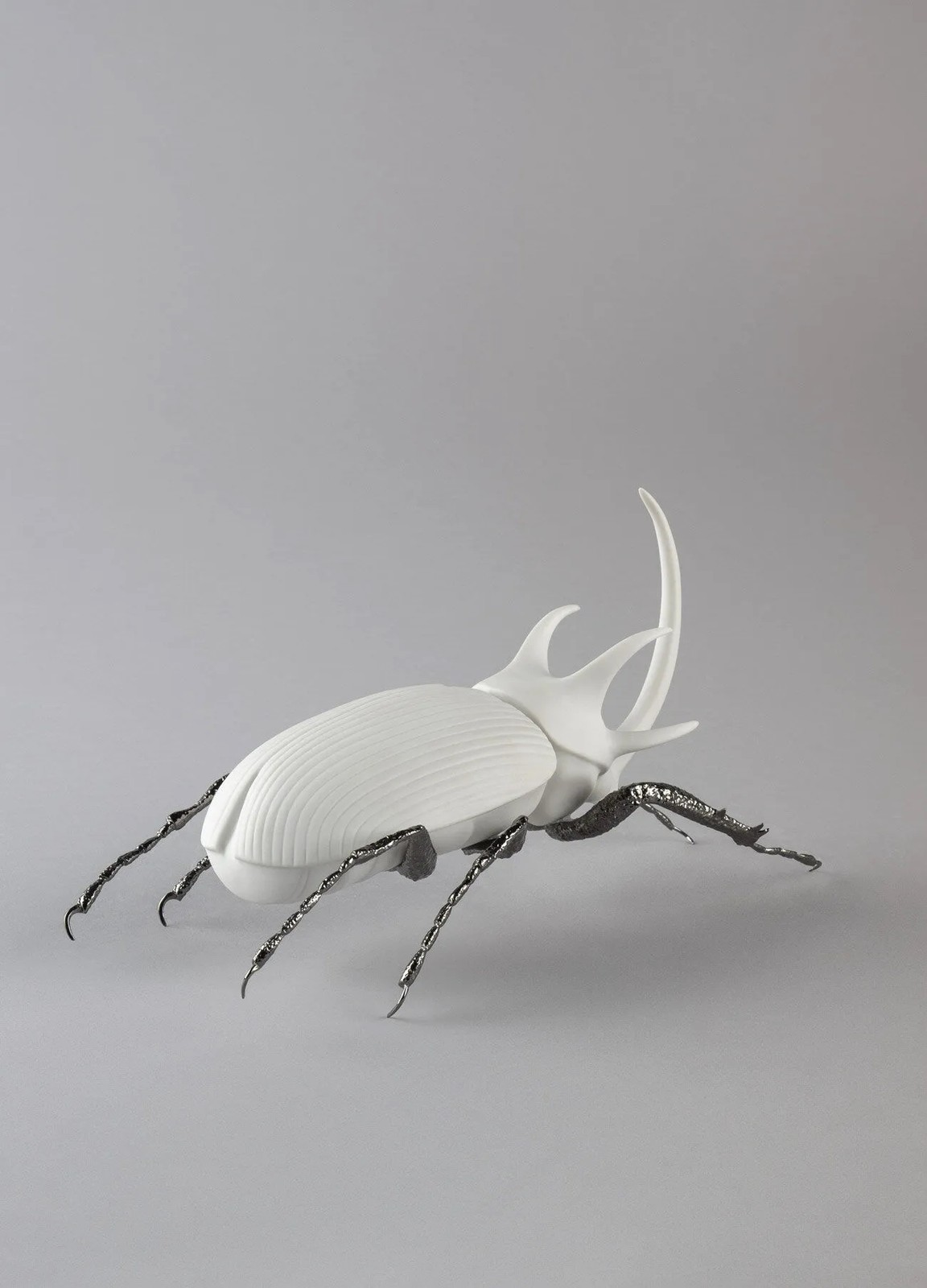 Lladro Rhinoceros Hercules beetle (matte white) 01009479