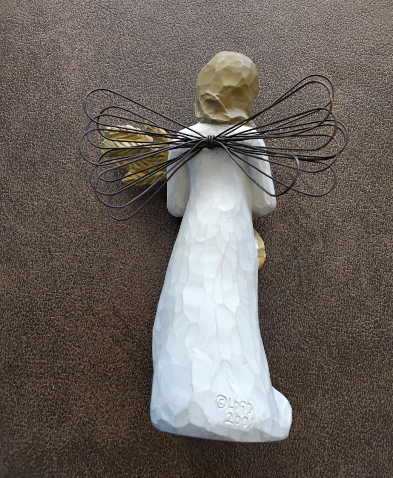 Willow Tree Angel of Autumn Figurine by Susan Lordi 2001