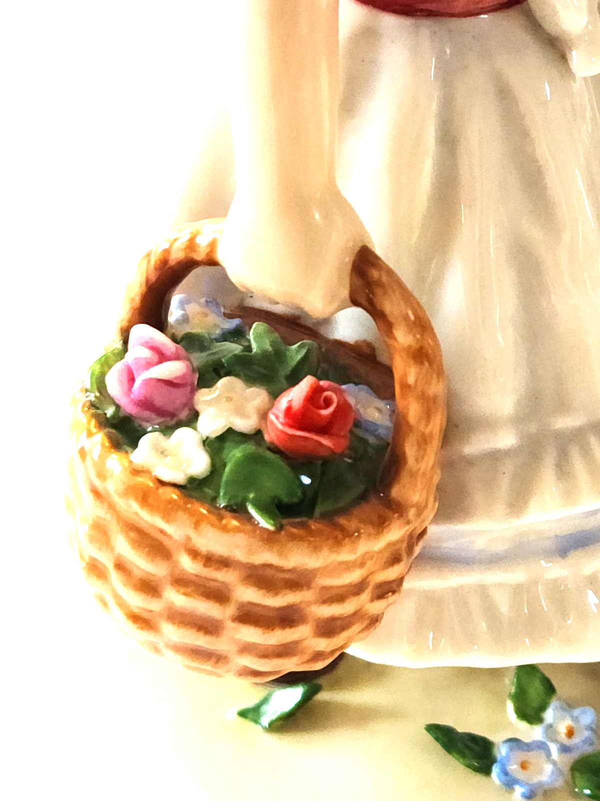 Vintage Goebel Lore Figurine “Garden Princess” Porcelain #240 8.25″ Tall VGC