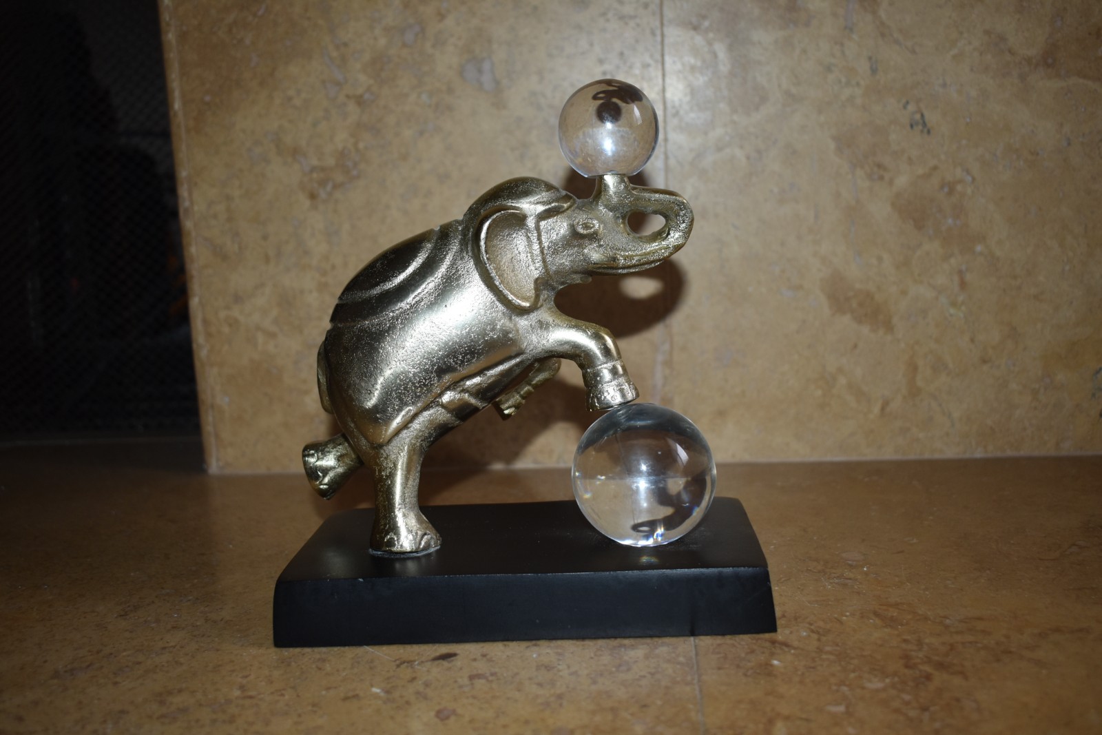 VTG trunk up Gold Plated Brass Elephant With Crystal acrylic Ball Figure Statue