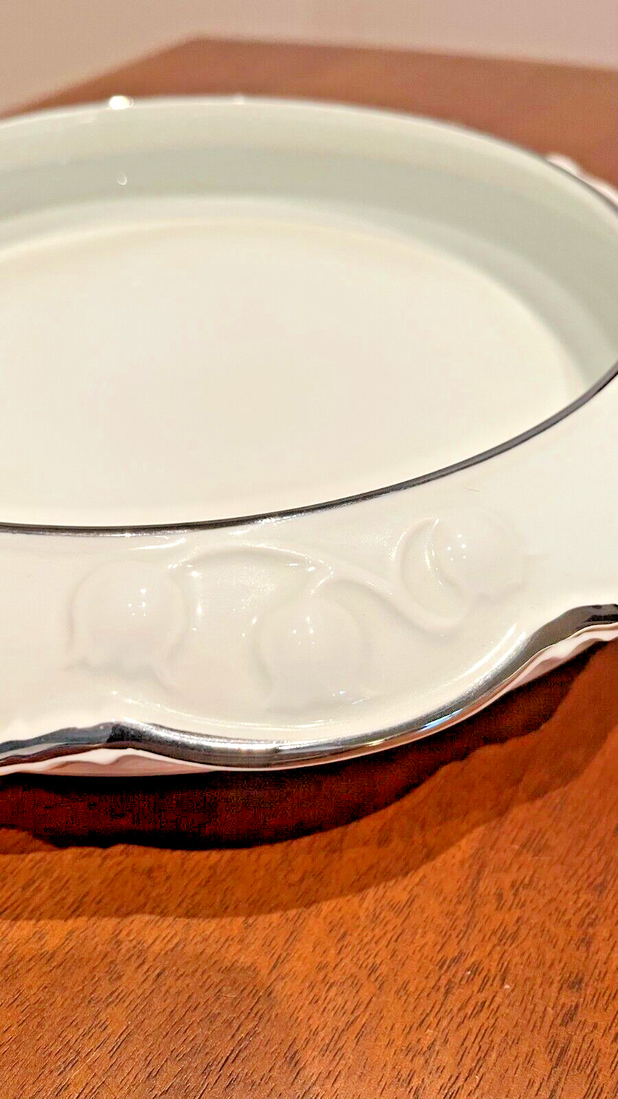 MINT Vintage Dresden White Porcelain w/Silver Trim 3 Bird Flower Frog With Bowl