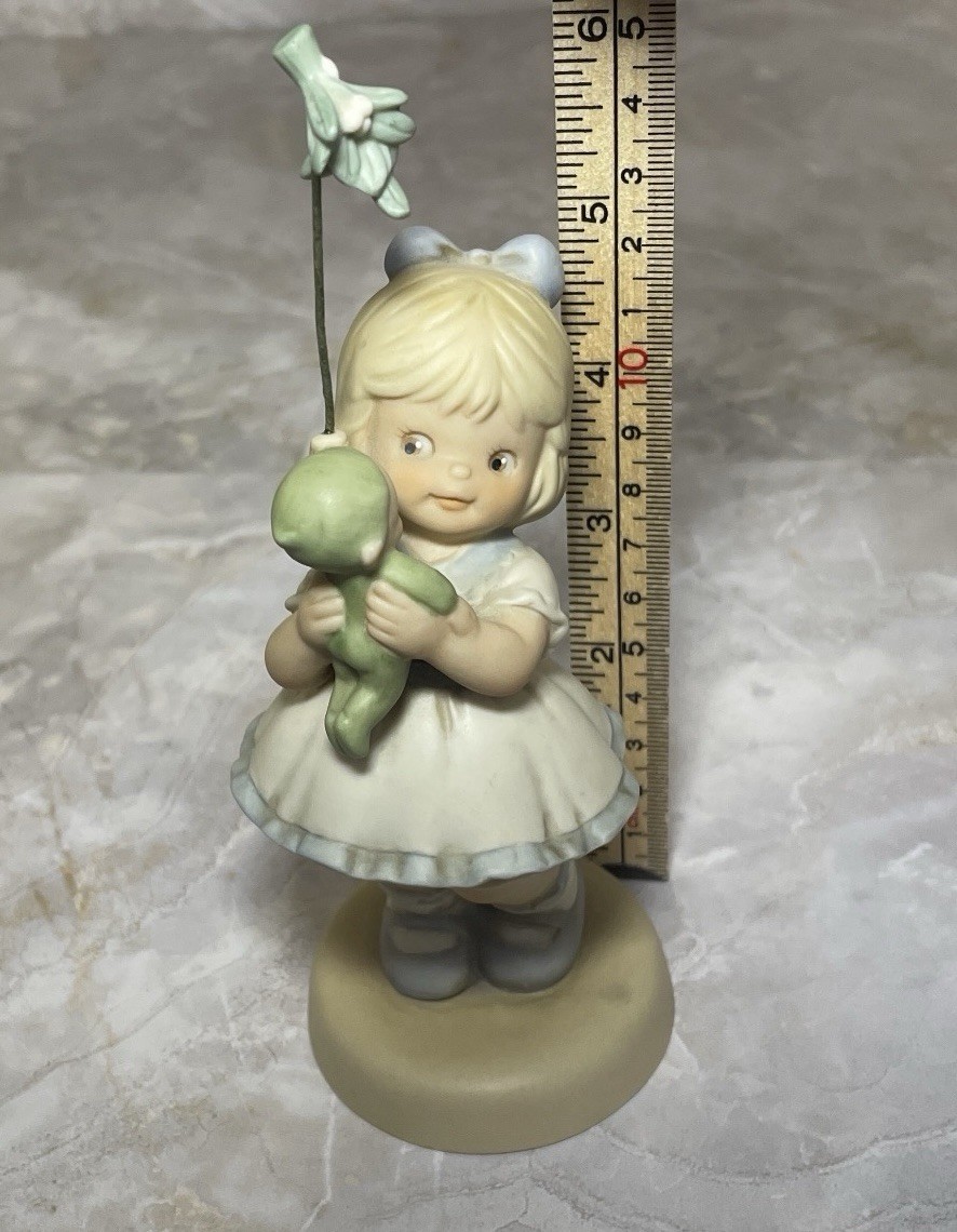 Lucy Atwell’s Memories of Yesterday Porcelain Figurines General Member’s Only