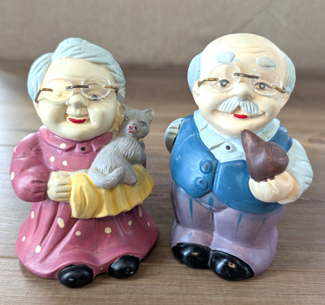 Vintage Elderly Couple/Grandparents pair of ceramic banks