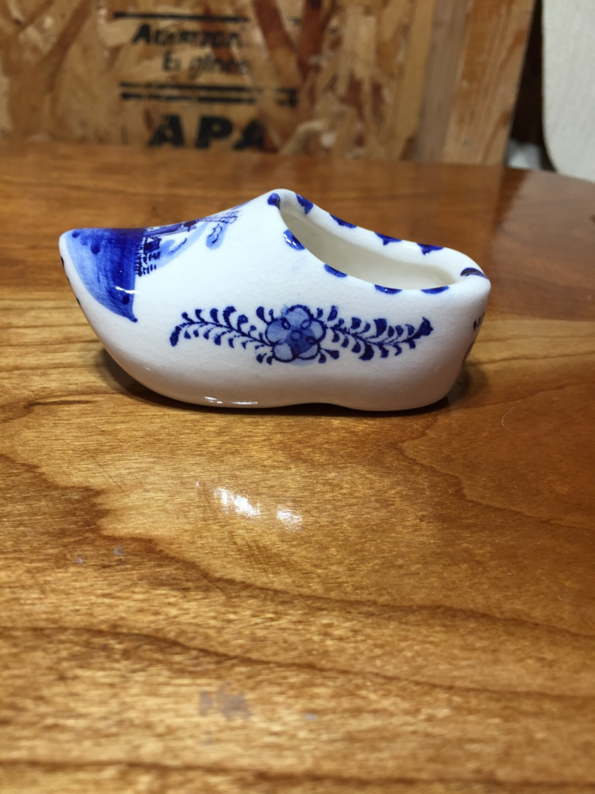 VTG Hand-Painted Delft Blue Porcelain Decorative Clog Holland 3.25″