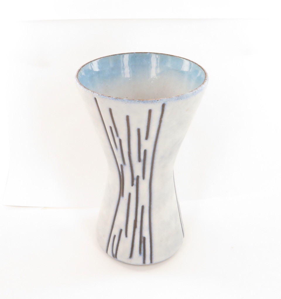 .Stylish European Pottery Art Vase With Linear pattern & Mottled blue Matt Glaze