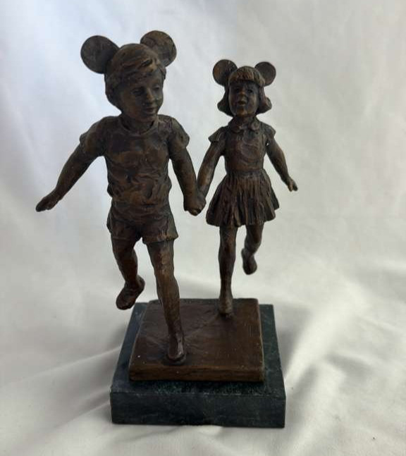 TreeHouse Galleries Dennis Smith “The Veteran” Signed Bronze Sculpture 7.25in