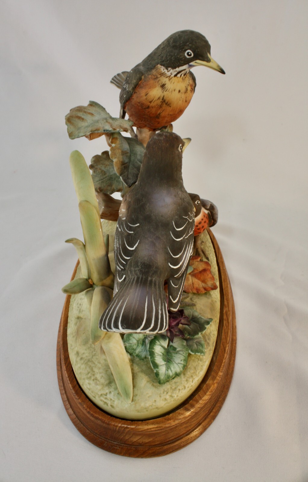 Andrea Sadek A FAMILY OF ROBIN Signed. Porcelain Sculpture on Stand. 1970s