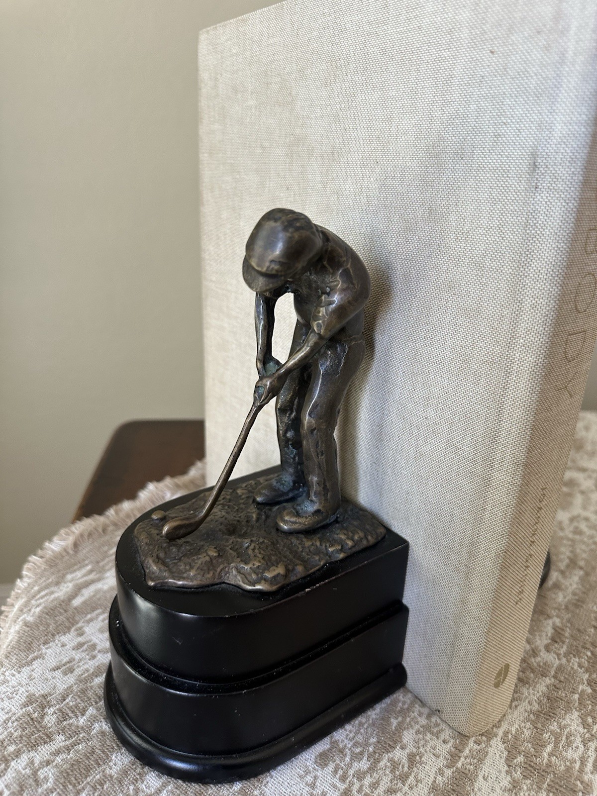 Vintage Decorative Crafts Bronze Golf Golfing Golfers Bookend Set of (2)