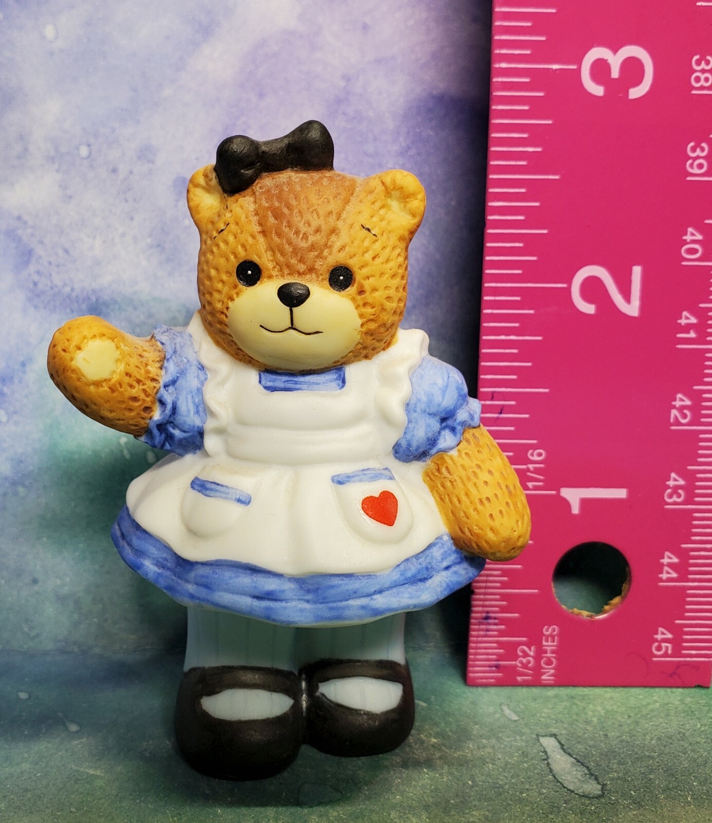LF11 Enesco Lucy and Me Lucy Rigg Alice in Wonderland bear