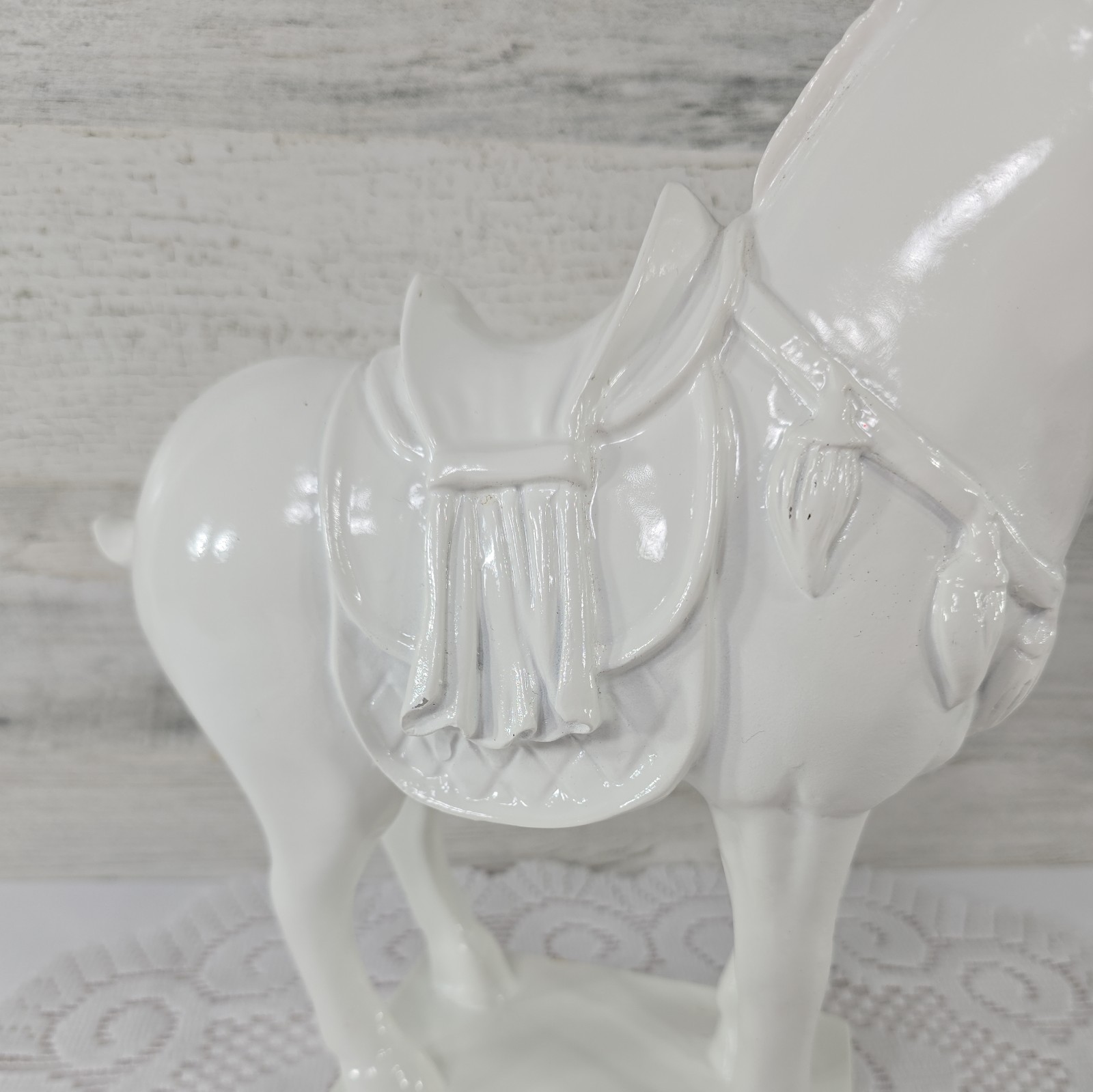 VINTAGE WHITE Trojan Horse Statue MCM War Sculpture Figurine 12 inx9 in 1lb 15oz