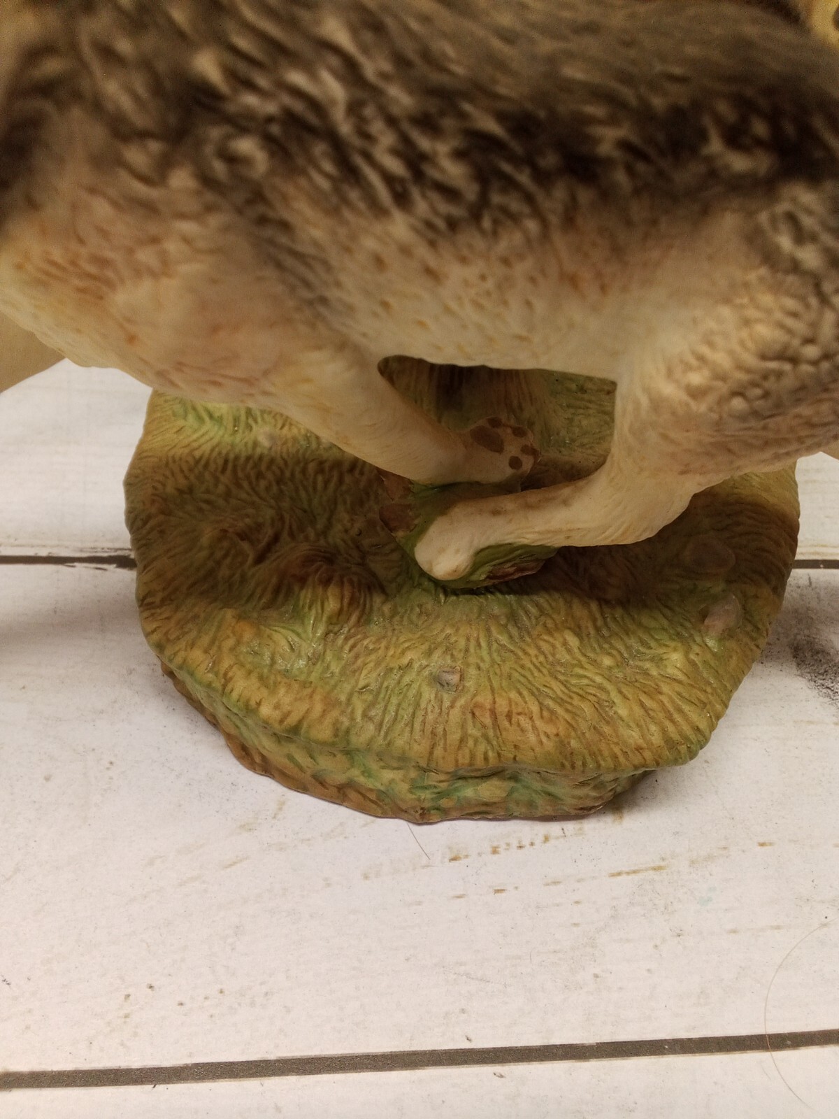 Franklin Mint Wolf Runner R. Murphy Fine Porcelain Hand Painted Figure