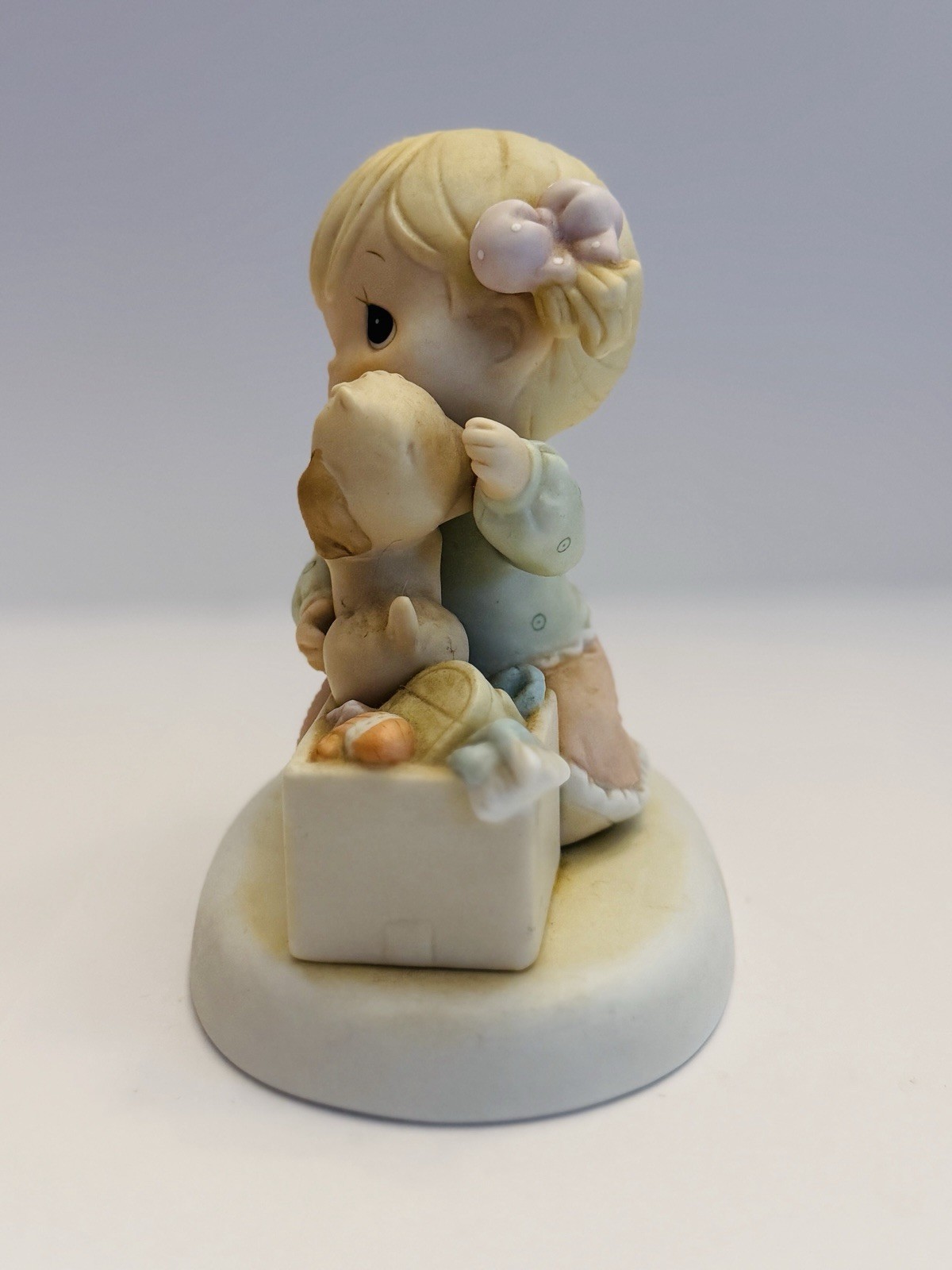Precious Moments “You Just Can’t Replace a Good Friendship” Figurine 1998