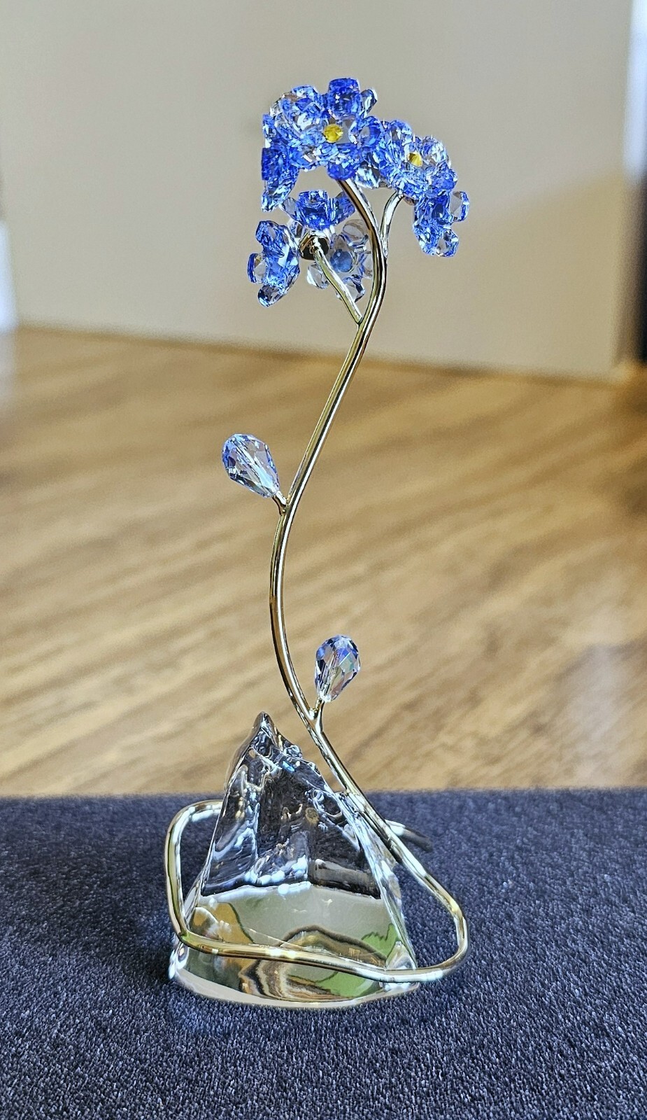 🌸 Swarovski Crystal 2025 Florere, Blue Forget – Me – Nots Flower Figurine, NIB