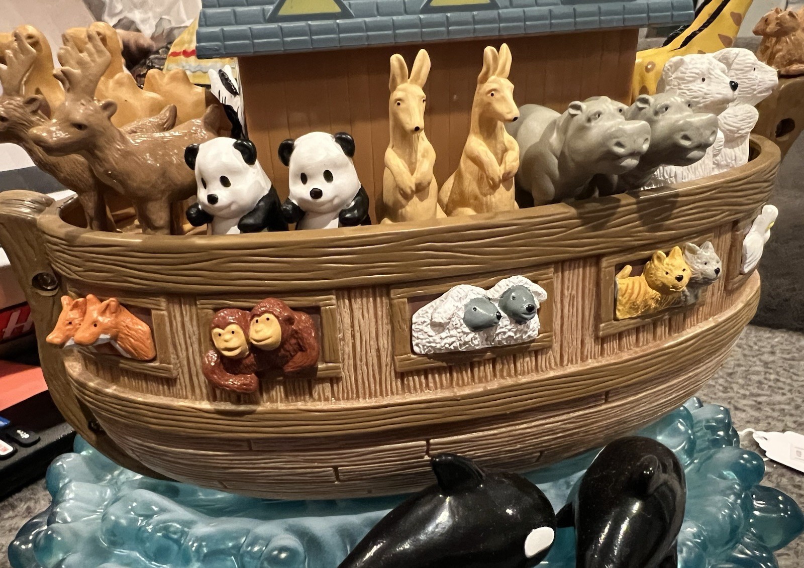 Noah’s Ark Avon Gift Collection Musical 2001 5 Songs Motion Activated Vintage