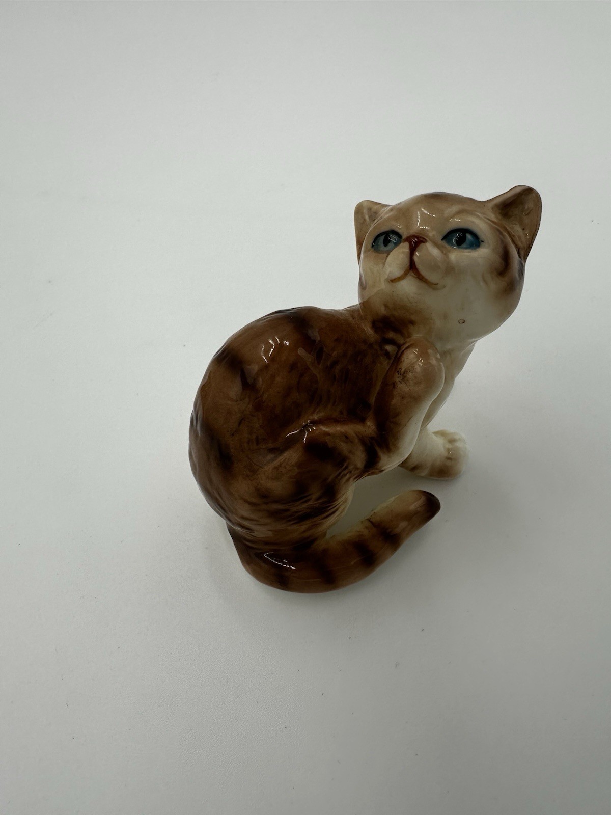 DANBURY MINT CATS OF CHARACTER “START FROM SCRATCH” FINE BONE CHINA FIGURINE