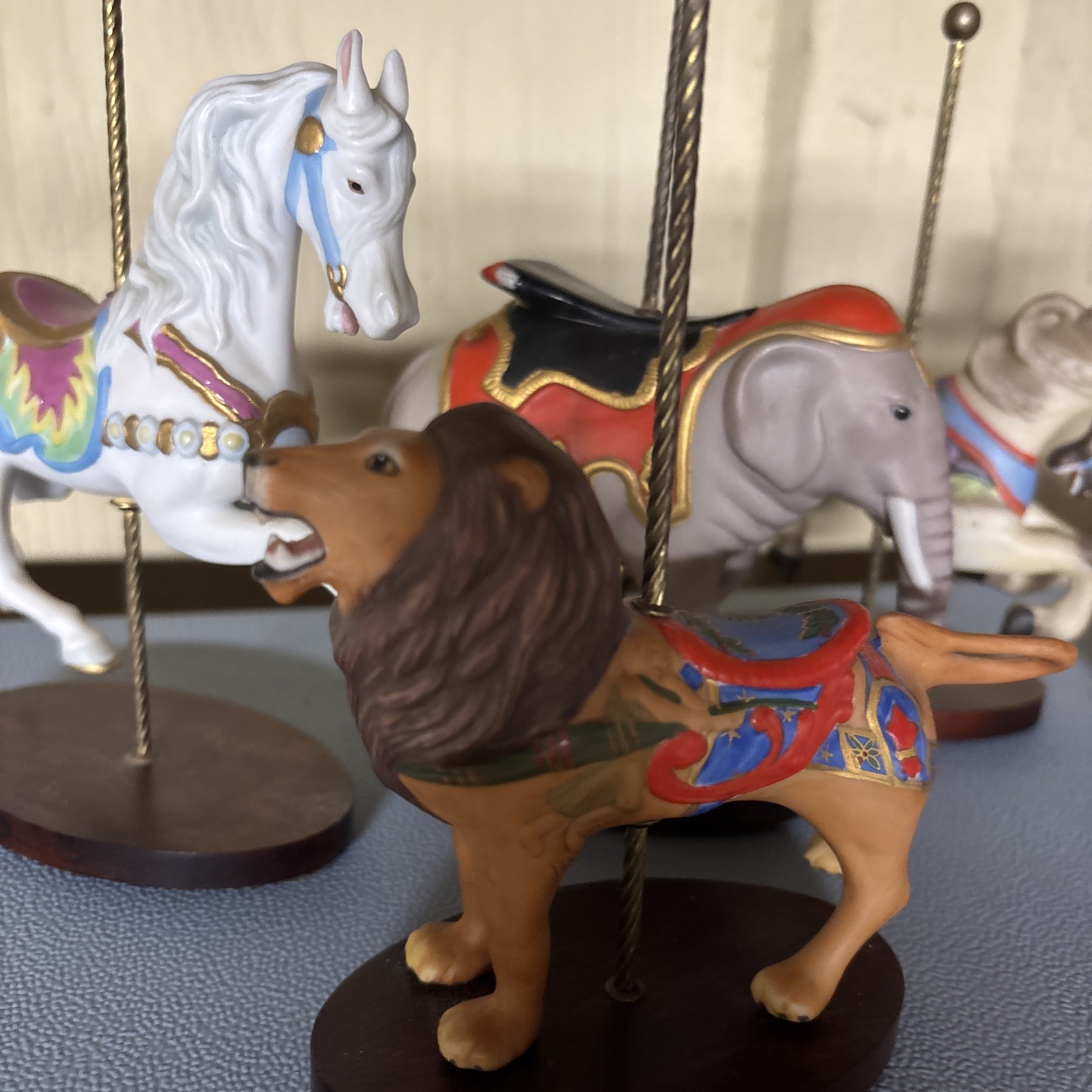 FRANKLIN MINT TREASURY OF CAROUSEL ART 1988 SET OF 6 ANIMALS