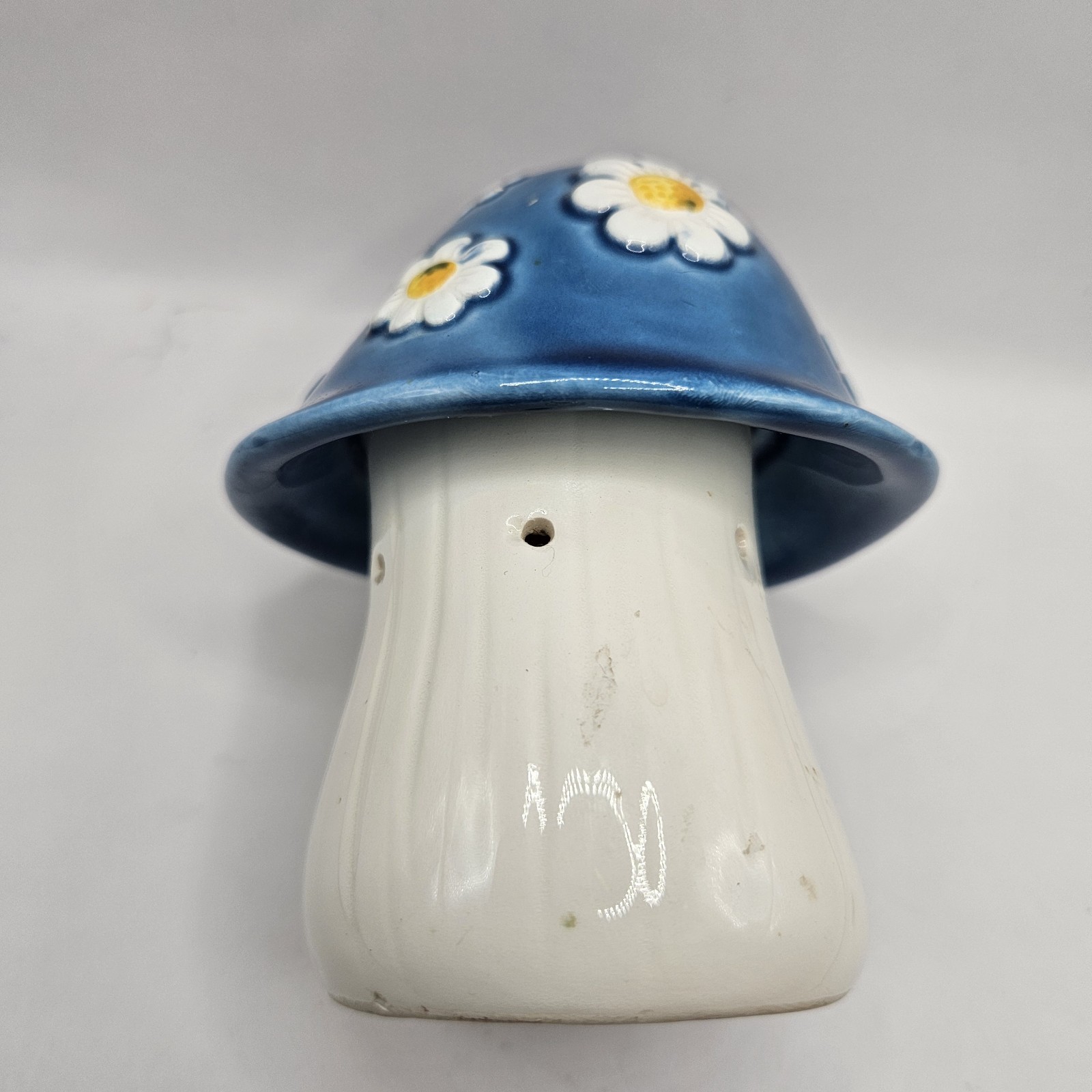 Ceramic Mushroom Blue Top With White Daisies Holes On Stem Salt Shaker?