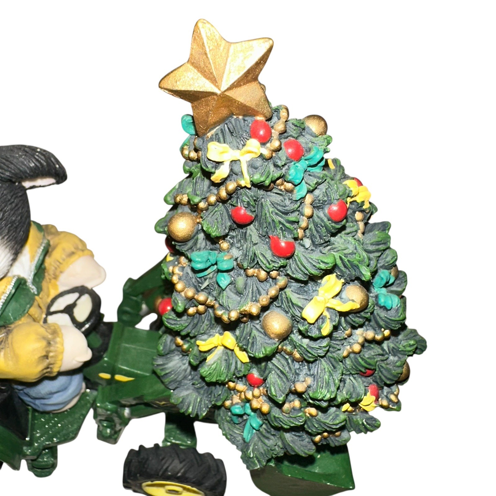 Mary’s Moo Moos Christmas Give Moo A Lift 864706 Deere Tractor w/box Boy & Tree