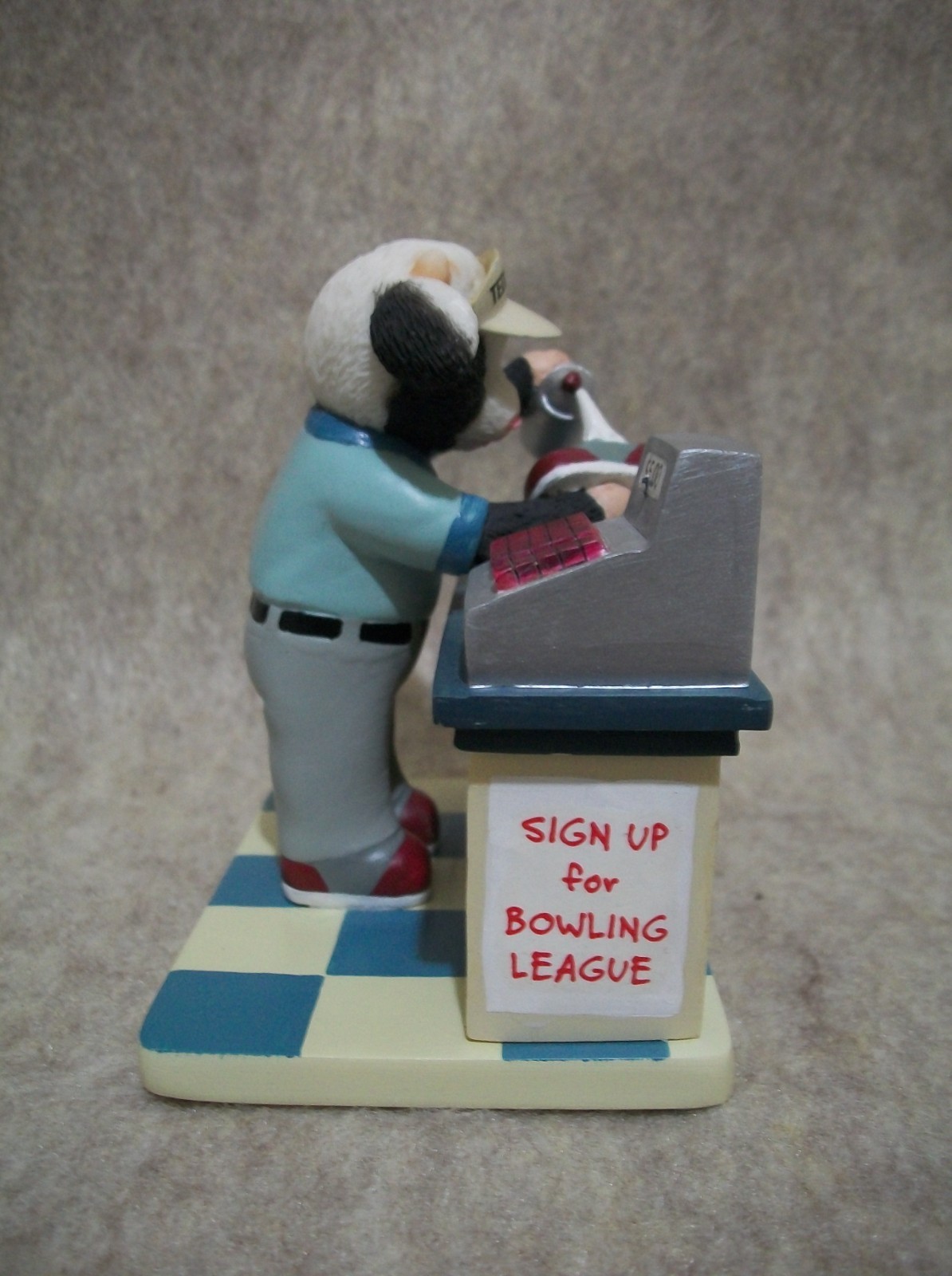 Ship Shape Shoes – Bowling – Mary Moo Moo Cow Figurine