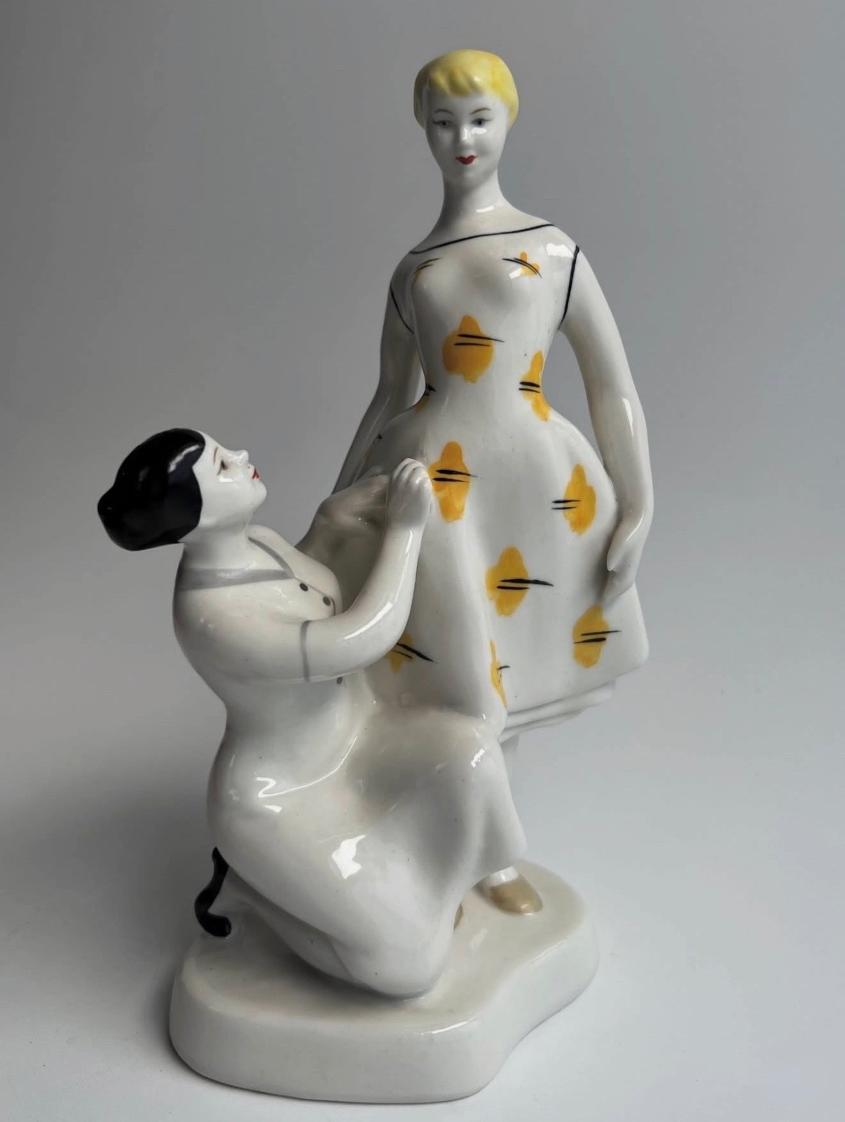 Vintage Soviet Porcelain Figurine Ukraine Polonne Tailor Woman Dress fitting LFZ