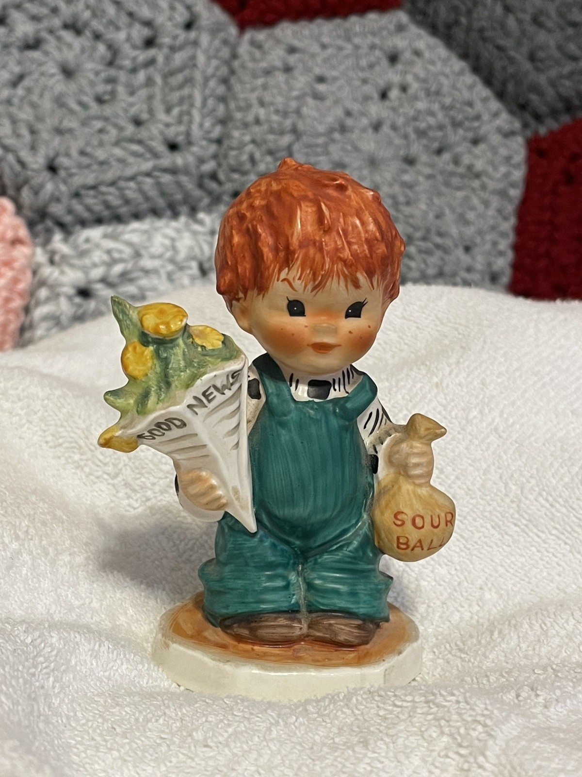 Goebel Redheads “Good News” figurine (BYJ 26)