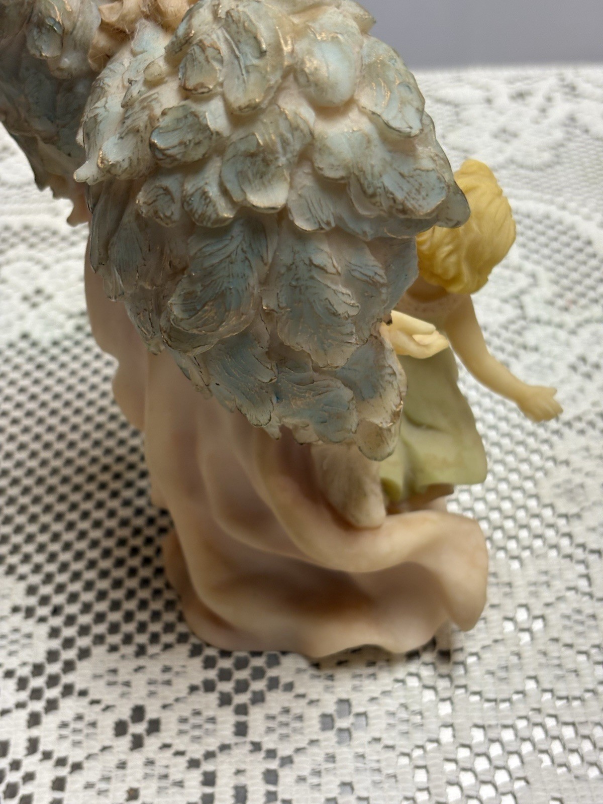 Large Resin Seraphim Like Angel & Young Girl & Dove 8.5”x5.5”x3.5” 2.5Lb EUC