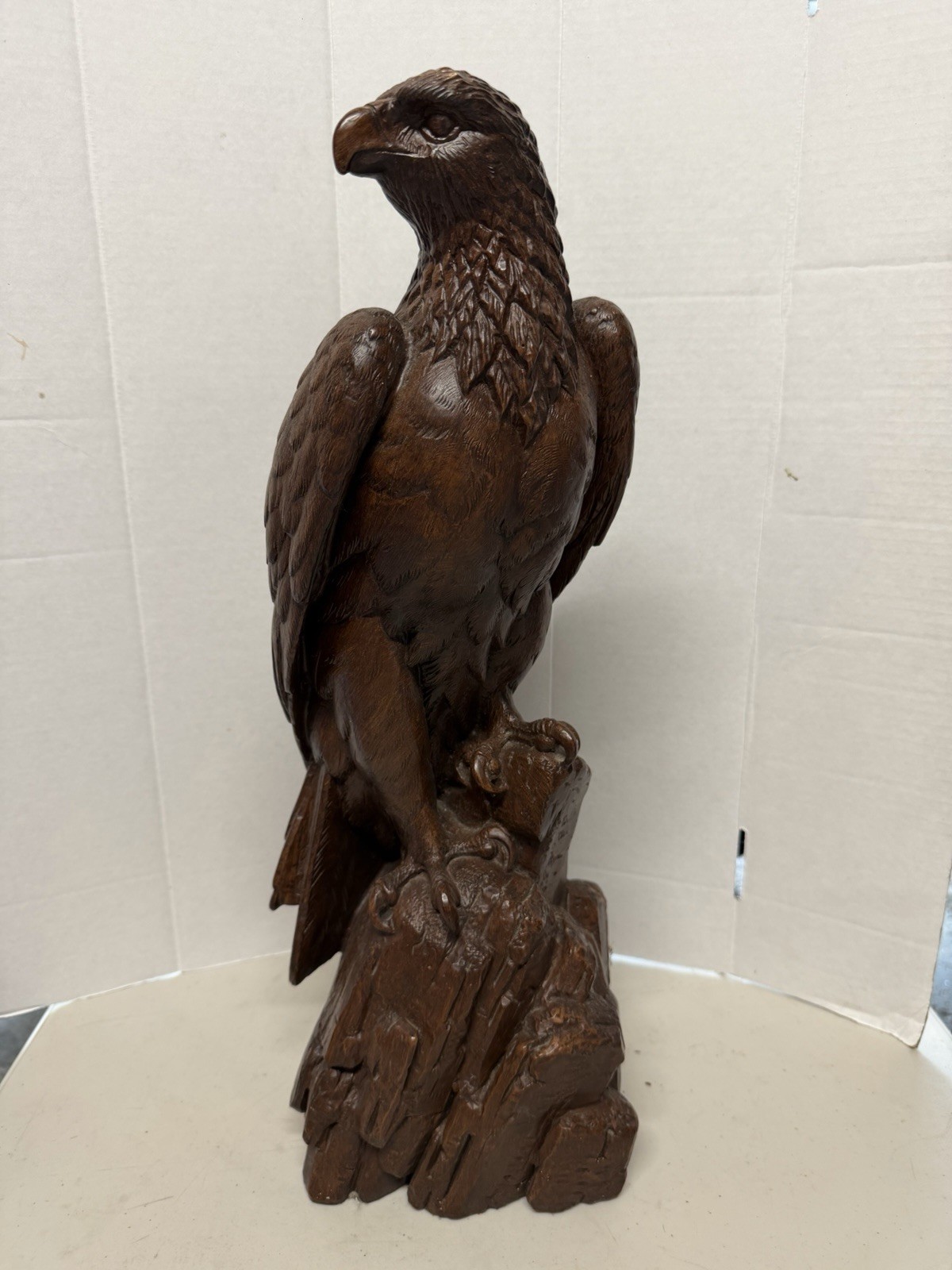 1980 Red Mill MFG AMERICAN BALD EAGLE #901 Resin Statue 20X7X6” Vintage READ