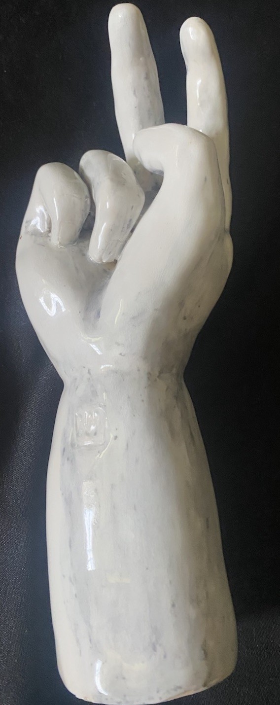 Hand Sculpture Peace/Victory sign