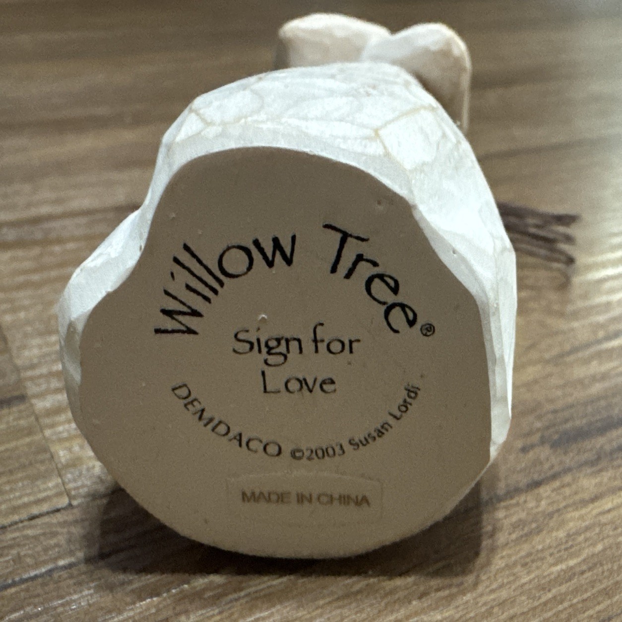 Willow Tree Figurine “Sign Of Love” By Susan Lordi For DEMDACO 2003