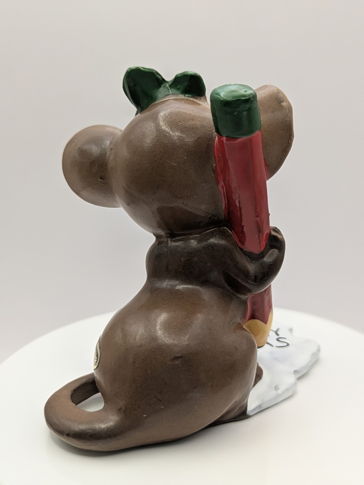 Vtg Josef Originals ‘Merry Xmas’ Christmas Mouse Figurine w/Foil Label 2.75″