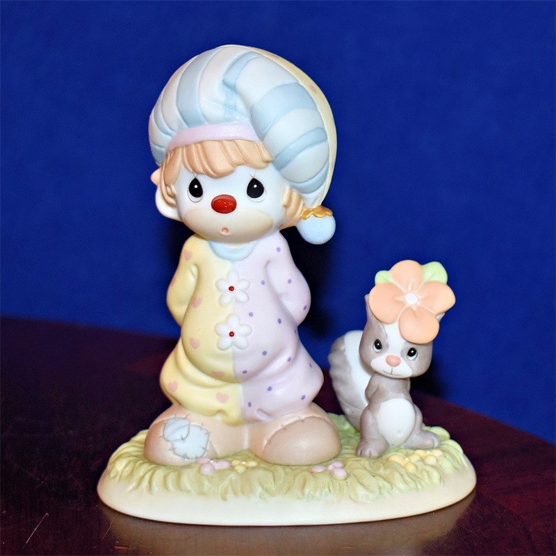Precious Moments 4th in Clown Series -OUR LOVE IS HEAVEN SCENT 101546 Skunk