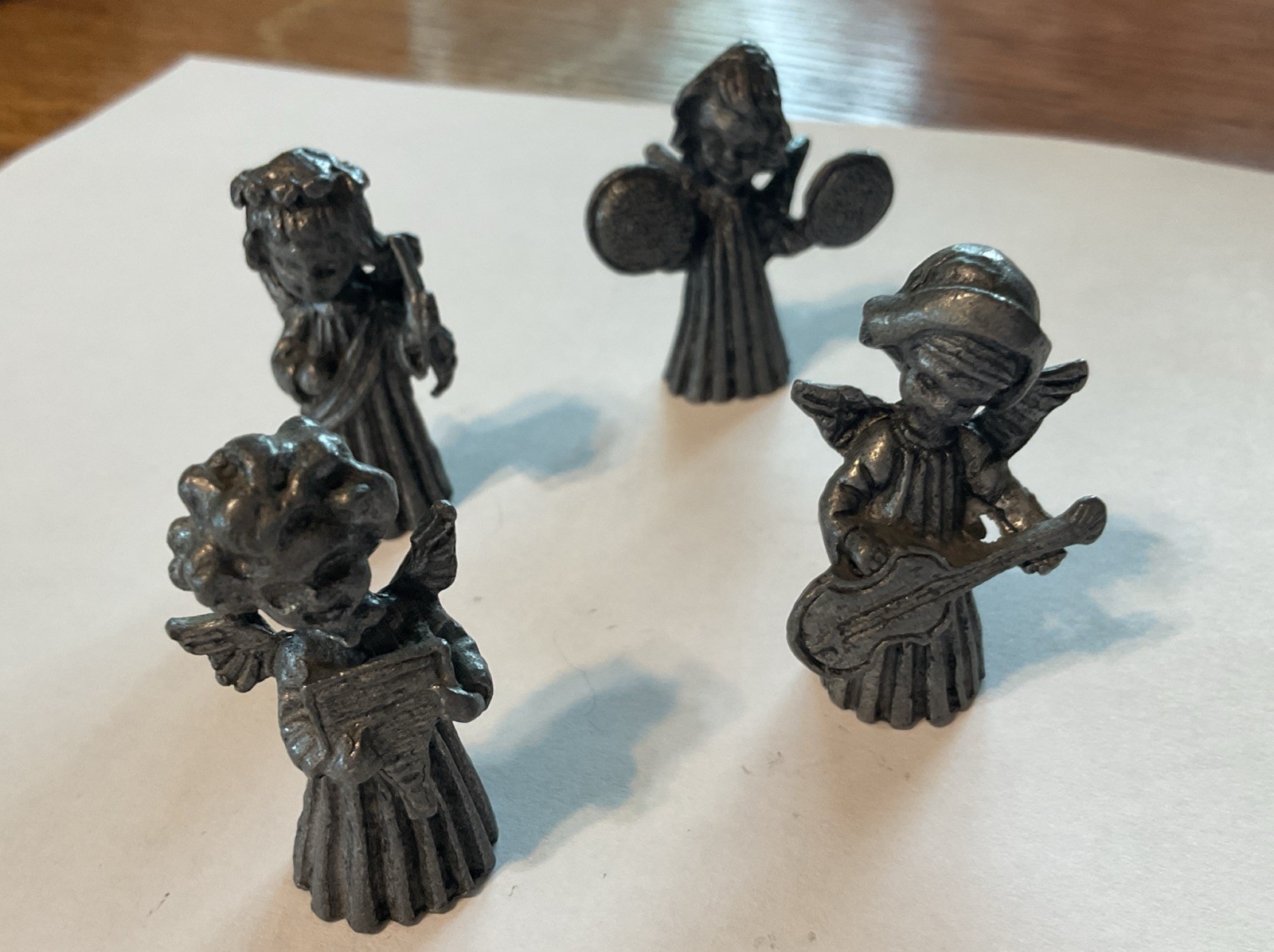 Vintage Set Of 4 Angels Marked Verona. 1 3/4 Inches Tall By 1 To 1.5 Inches Wide