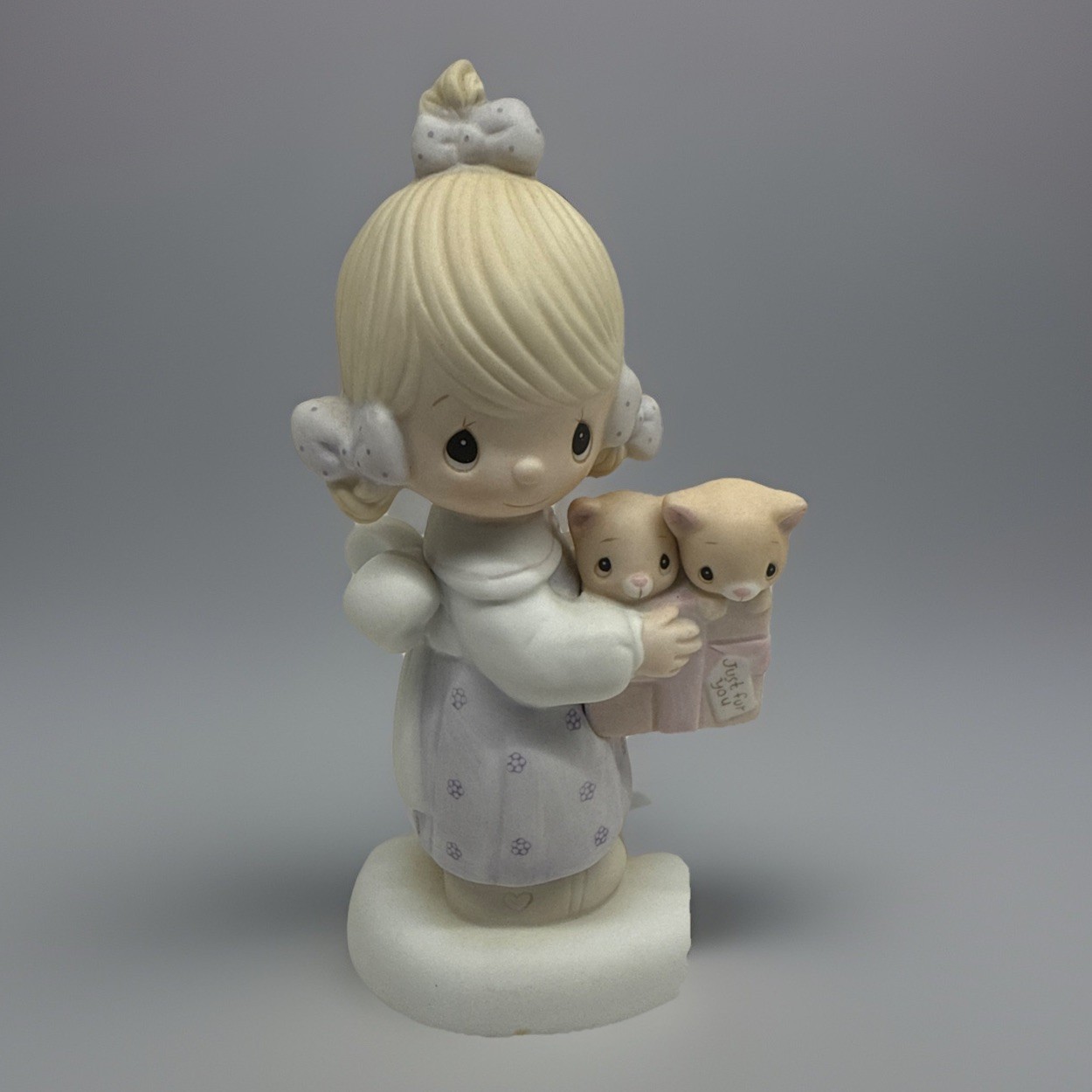 🚨 Vintage 1979 Precious Moments To Thee With Love Figurine Ceramic Bisque