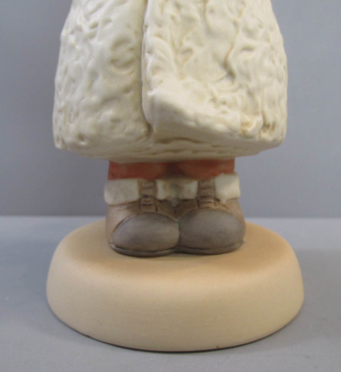 1991 Memories of Yesterday “Friendship Has No Boundaries” Figurine – #525545