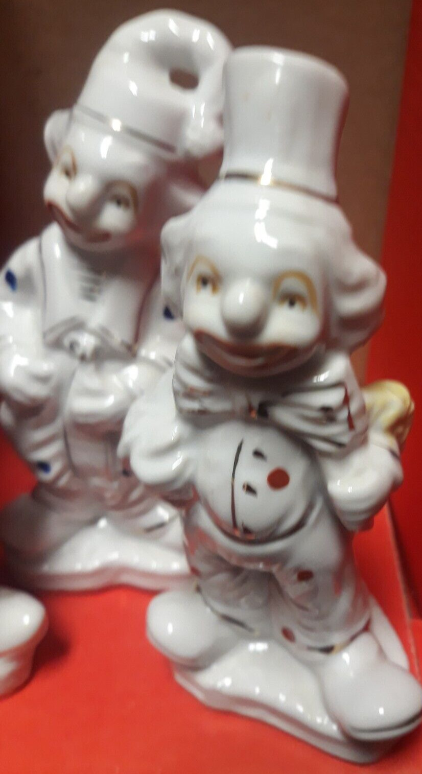 CLOWN FIGURINE / 3 IN TOTAL