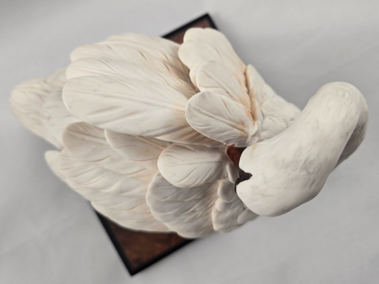 Giuseppe Armani Porcelain Swan Sculpture Florence Italy Figurine Art 0715-S